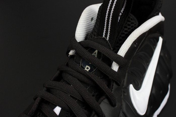 nike air foamposite pro “dr. doom” black/white 624041-006