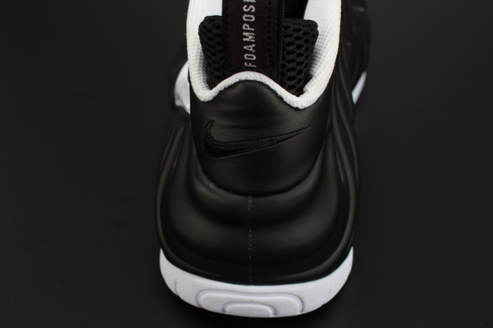 nike air foamposite pro “dr. doom” black/white 624041-006