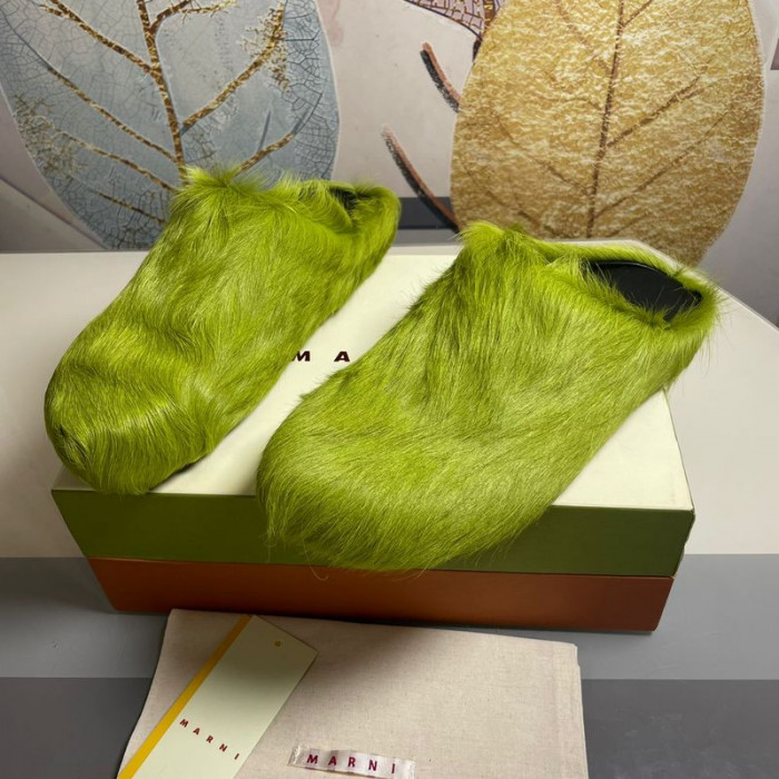Marni Fussbett Sabot 9