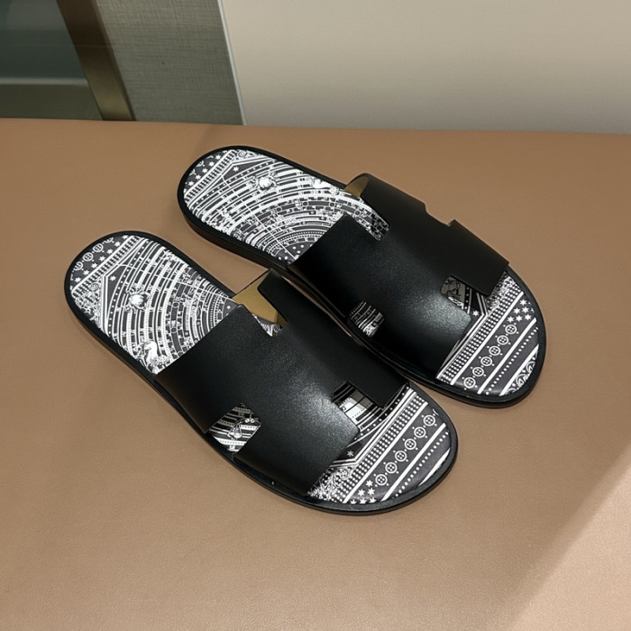 Herme* Sandal110