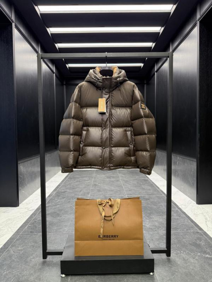 BURBER*Y Down Jacket 58