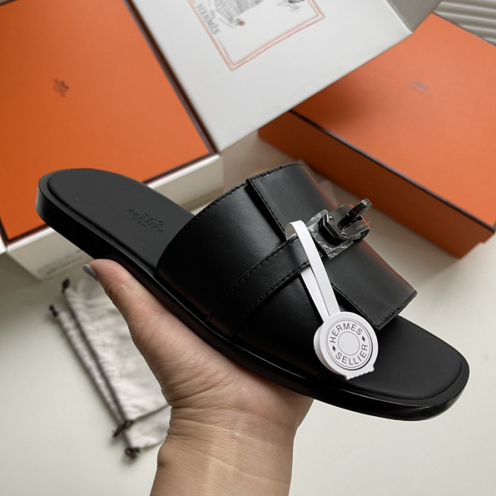 Herme* Sandal98