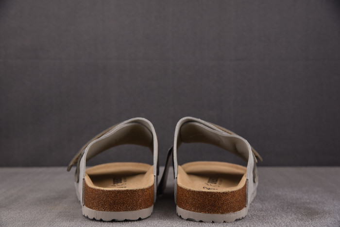BIRKENSTOCK SANDALS 32