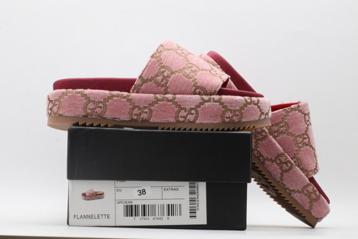 G*u*i* sandal83