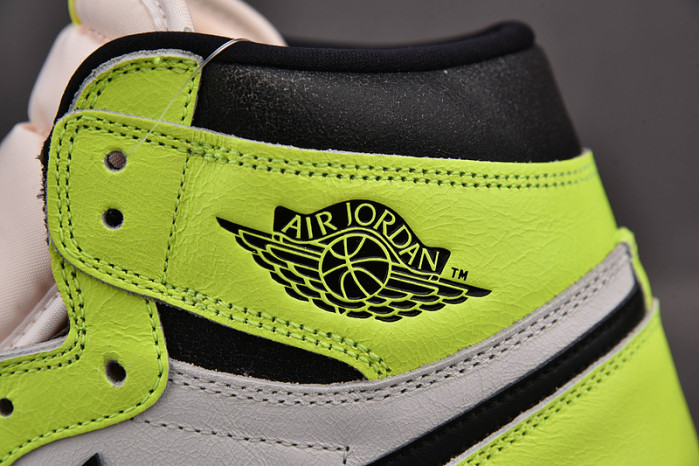 air jordan 1 high og "volt" 555088-702