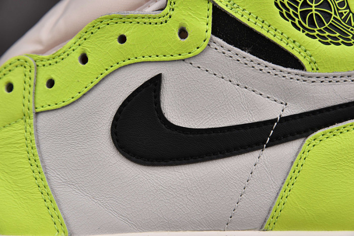 air jordan 1 high og "volt" 555088-702