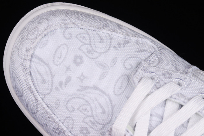nike dunk low white paisley dj9955-100