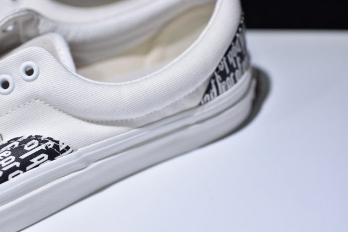 FEAR OF GOD Vans OG era LX VN0OZDGEY