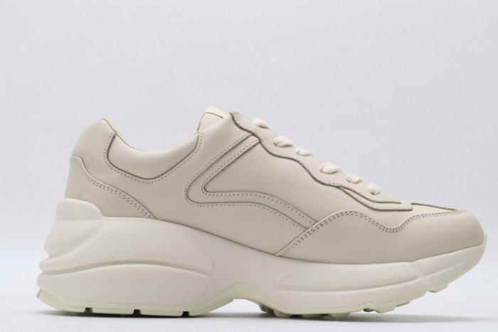 G*u*i* trainer sneaker31