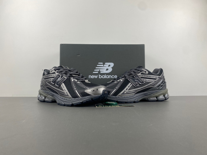 NEW BALANCE 1906R NB000040