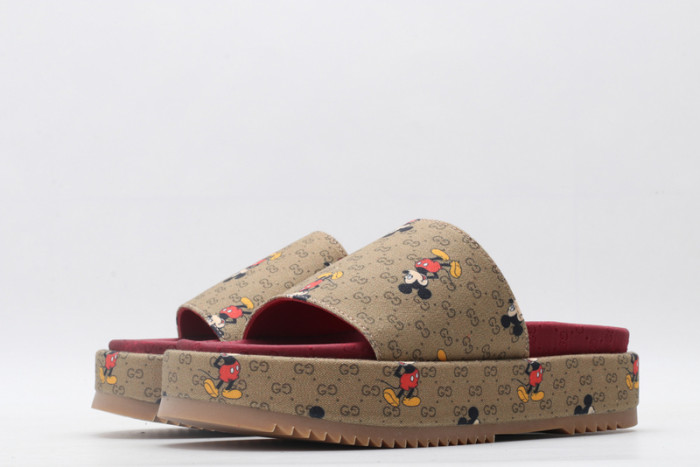 G*u*i* sandal70