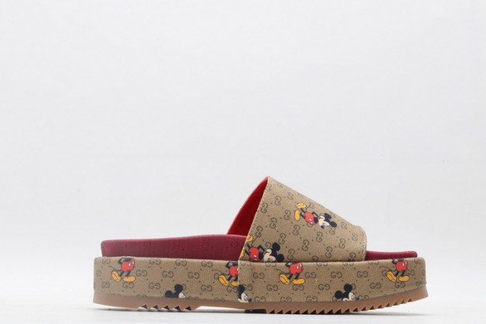 G*u*i* sandal70