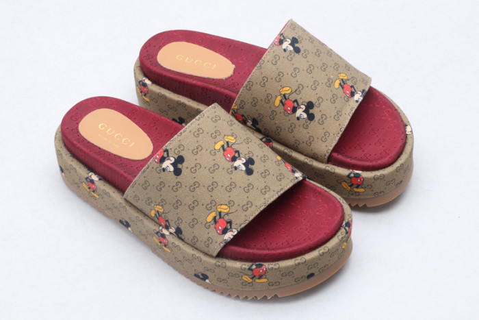 G*u*i* sandal70