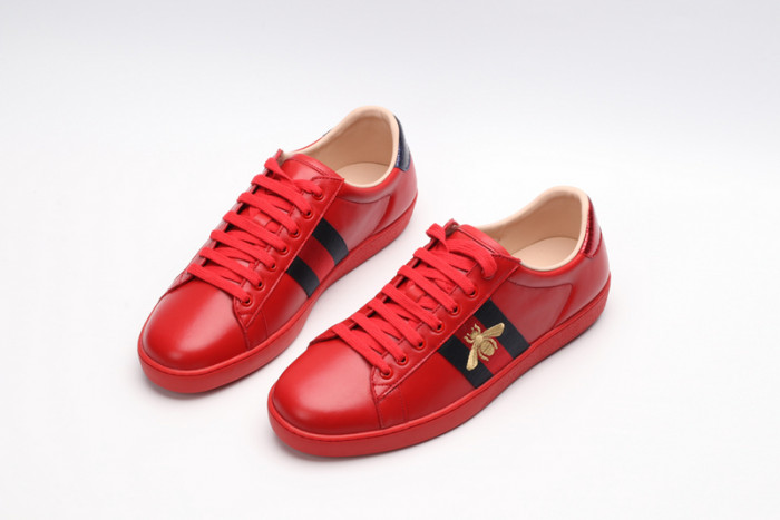 G*u*i* trainer sneaker58