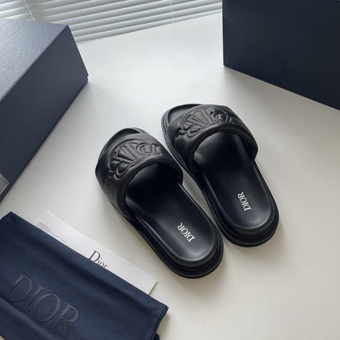 Dio*r sandal 43
