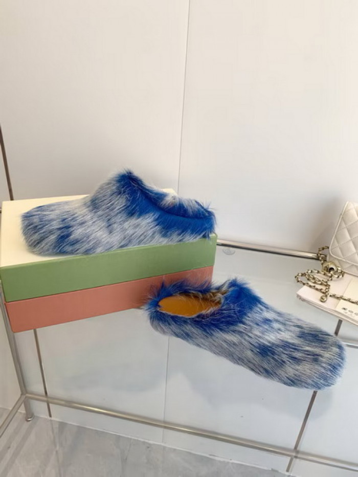 Marni Fussbett Sabot 11