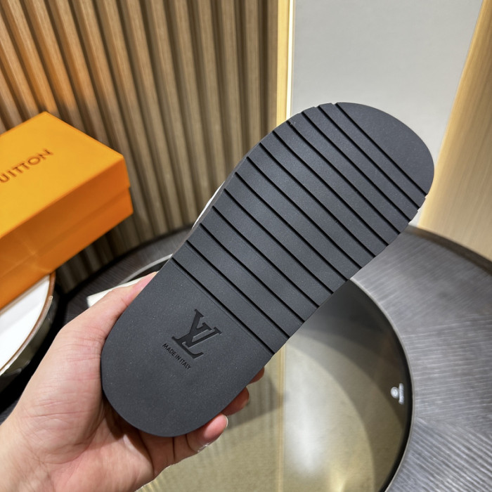 L&V sandal101