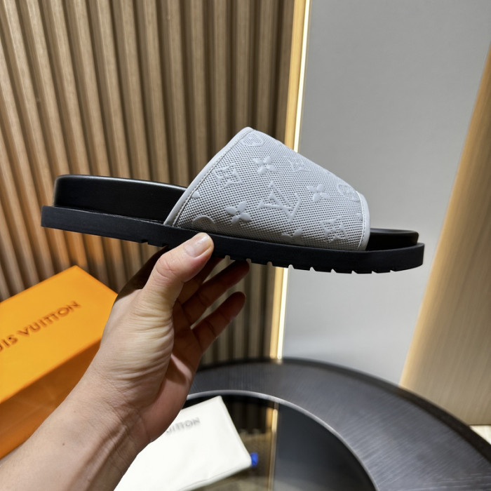 L&V sandal101