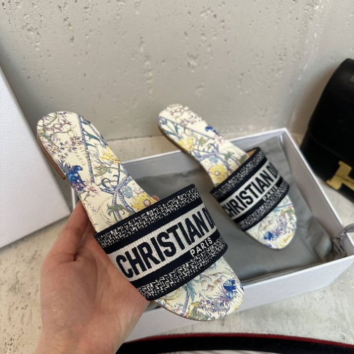 Dio*r sandal 75