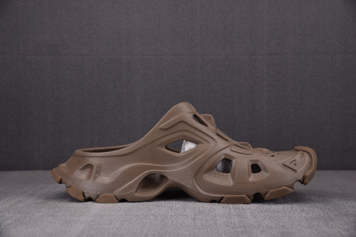 balenciag* sandal 36