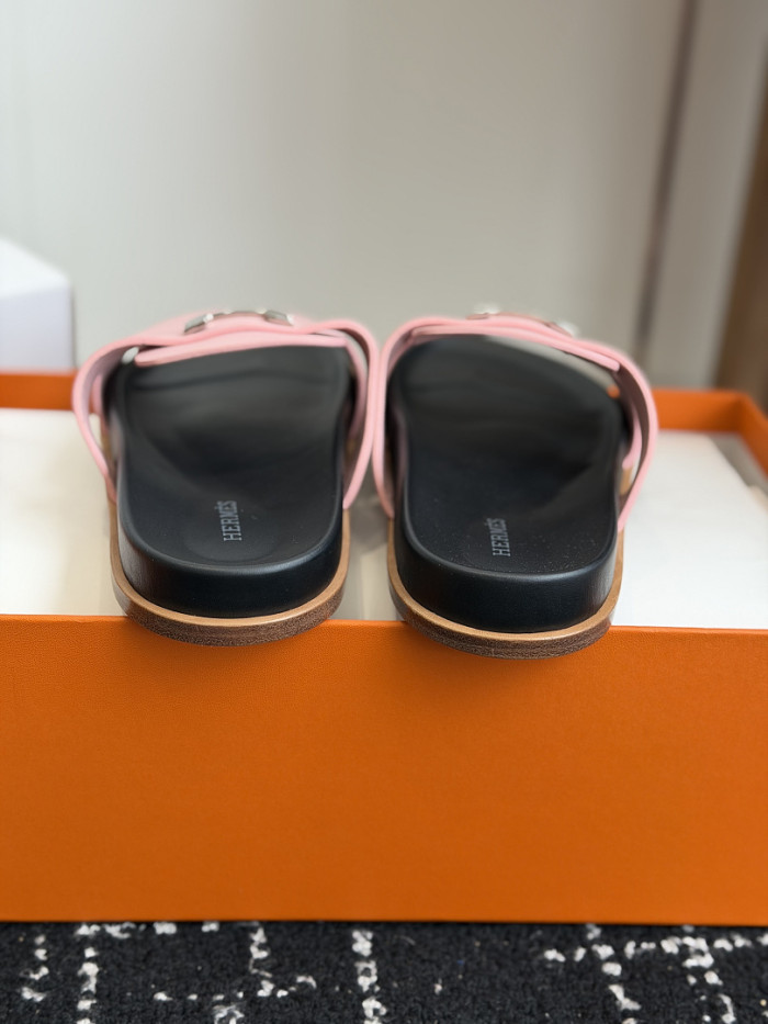 Herme* Sandal132