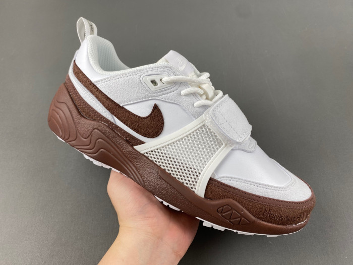 Travis Scott x Zoom Field Jaxx Light Chocolate HQ3073-100