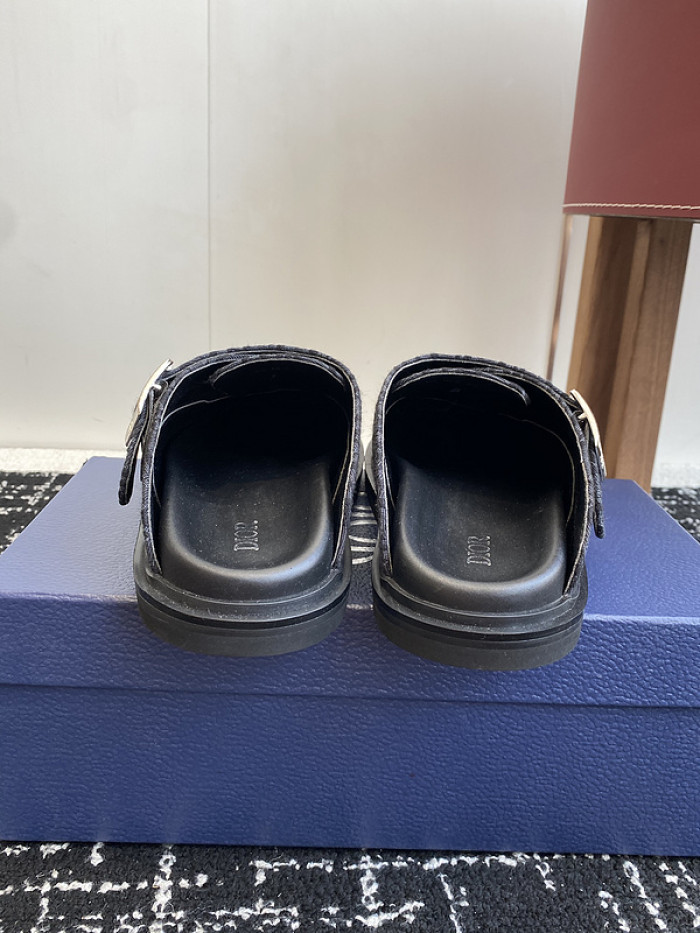 Dio*r sandal 71