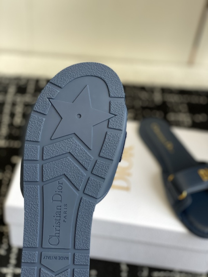 Dio*r sandal 74