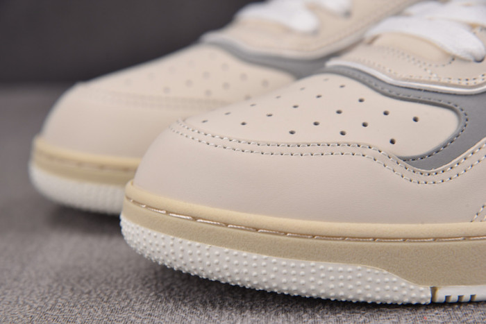 DIO* SNEAKERS B27 T0001-053