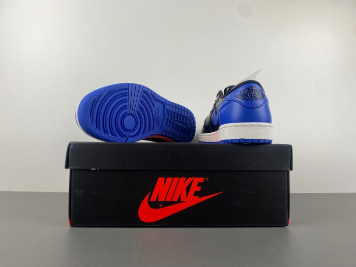 Air Jordan 1 Low 