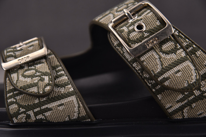 Dio*r sandal 56