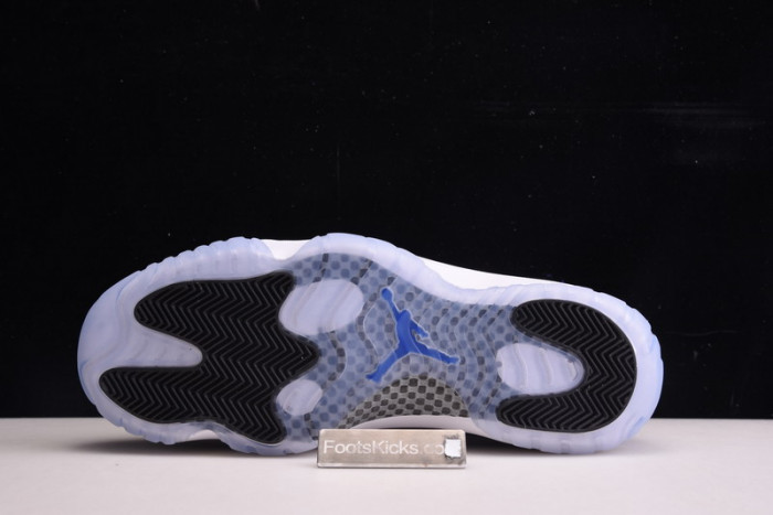 air jordan 11 retro low "concord" ah7860-100