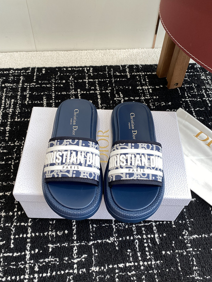 Dio*r sandal 62