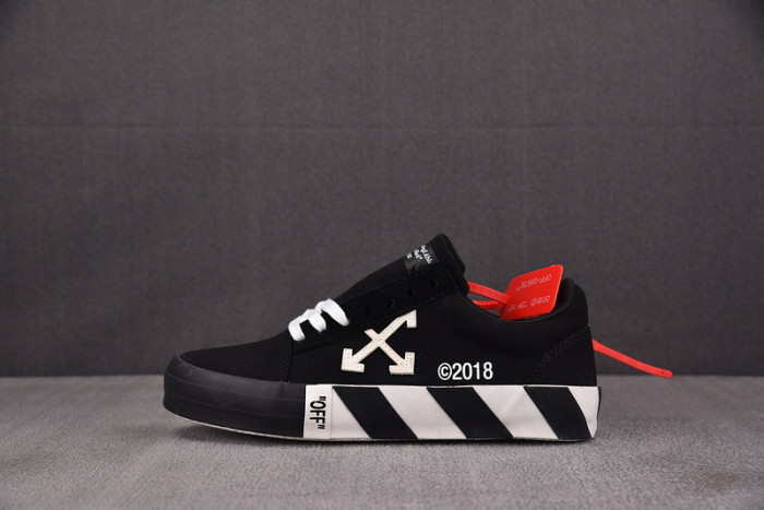 OFW Sneakers OW10049