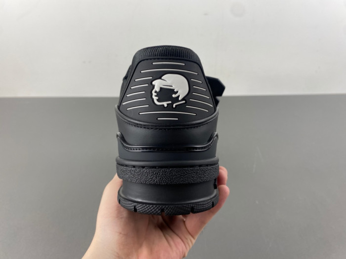 L&V snekaers L0000328
