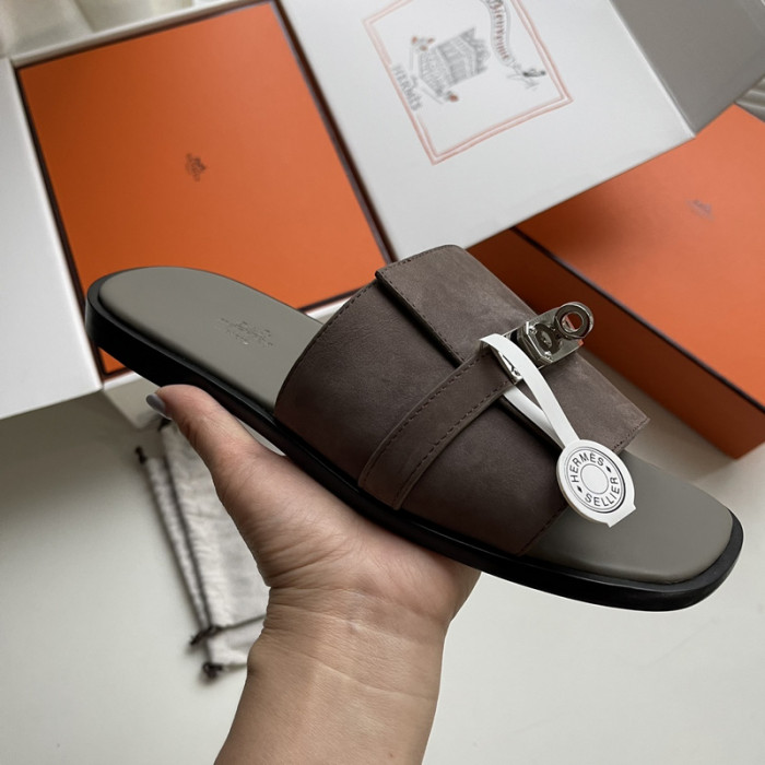 Herme* Sandal90