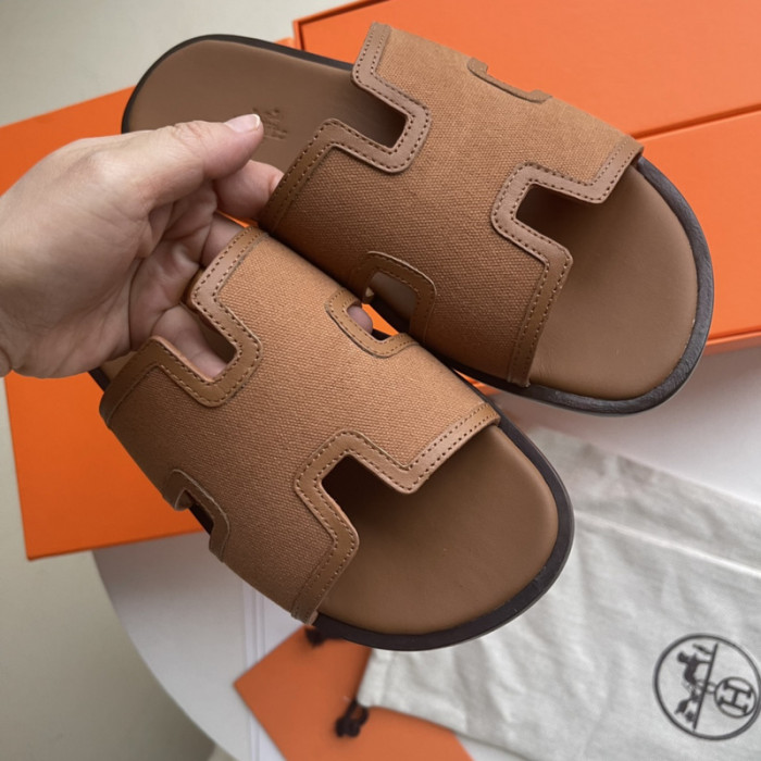 Herme* Sandal66