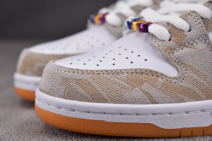 rayssa leal x nike sb dunk low fz5251-001