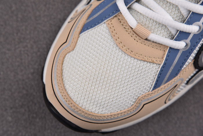 DIO* SNEAKERS B30 T0000-310