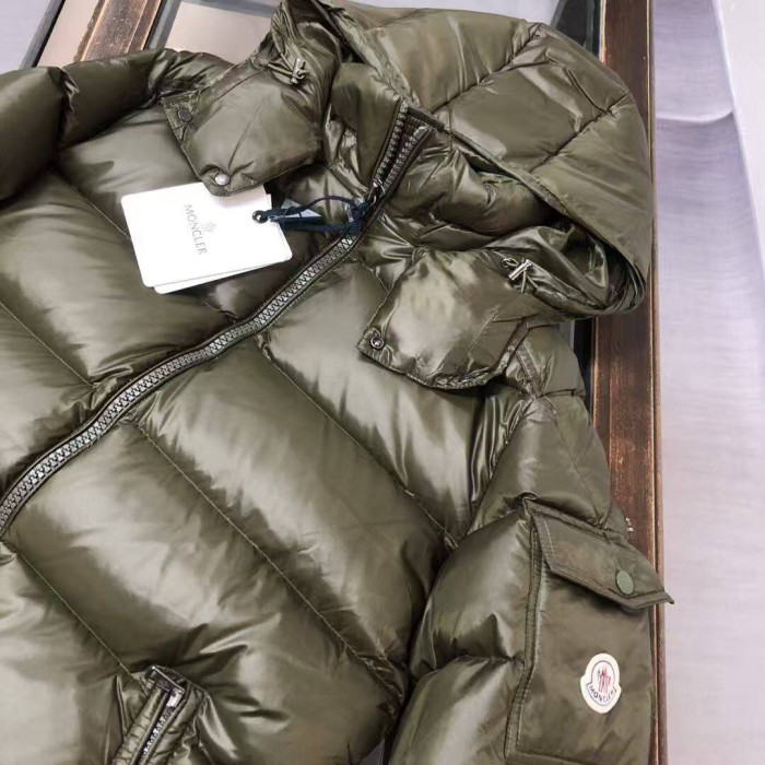 Moncler Down Jacket 75