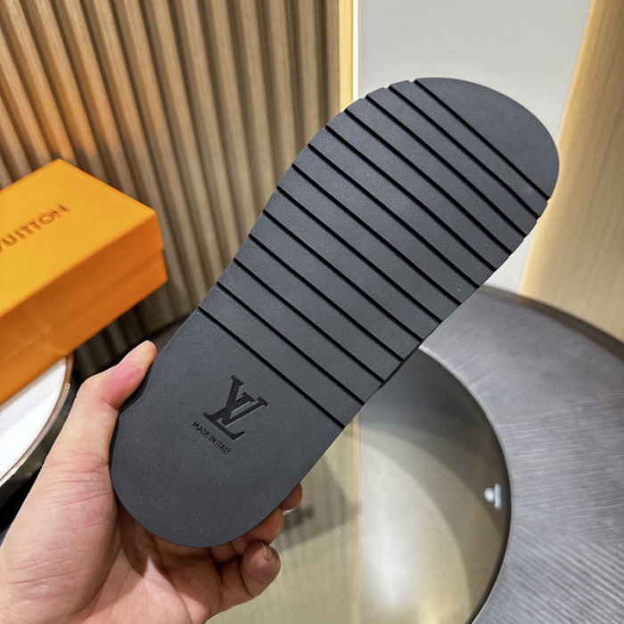 L&V sandal102