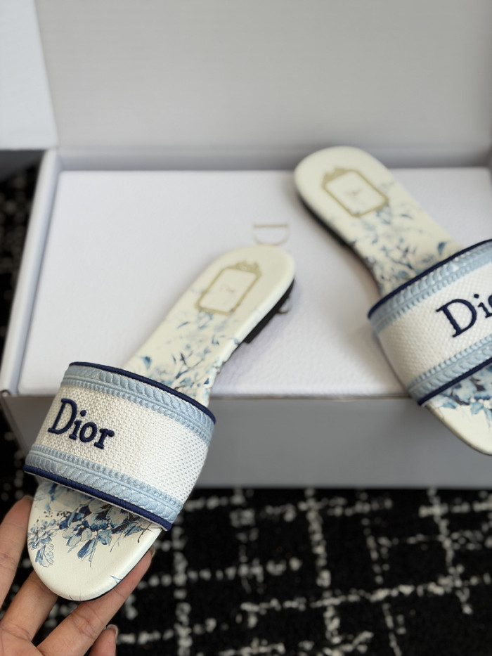 Dio*r sandal 78
