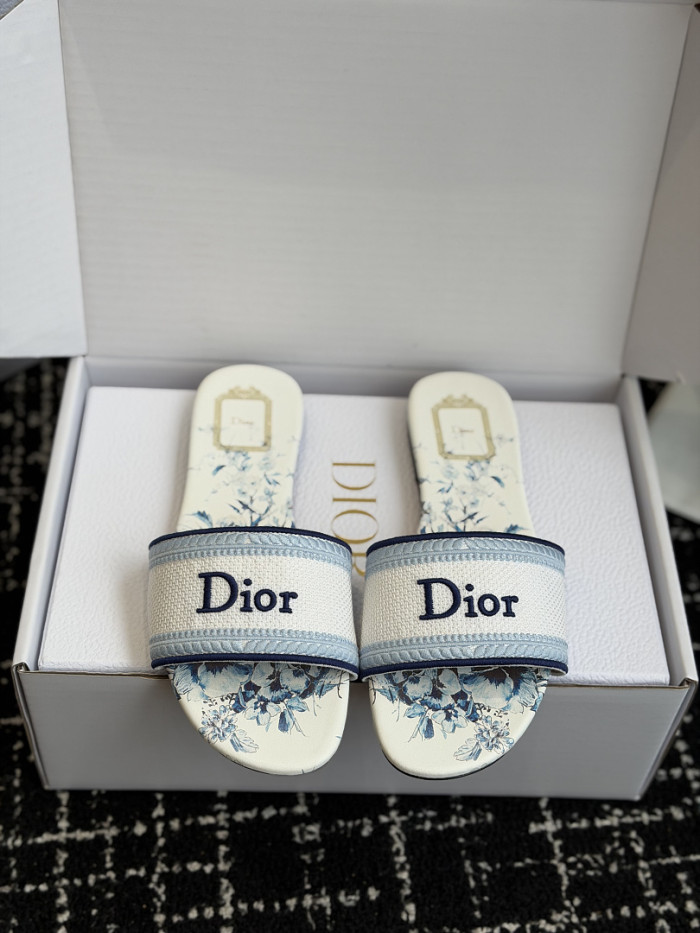 Dio*r sandal 78