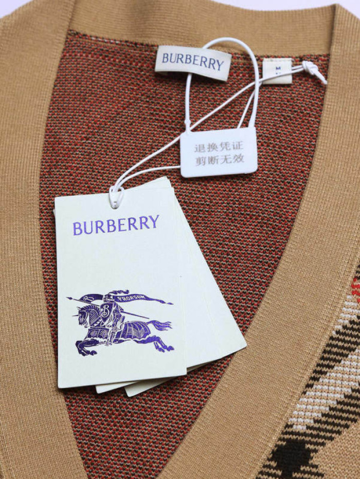 BURBER*Y sweater 85