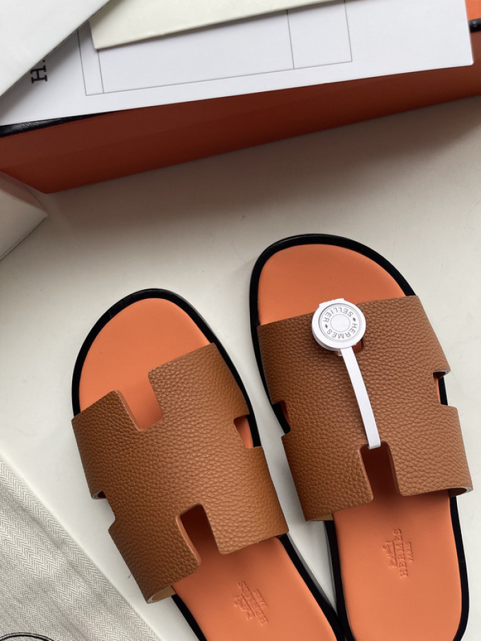 Herme* Sandal85