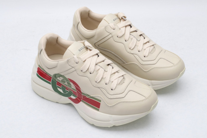 G*u*i* trainer sneaker7