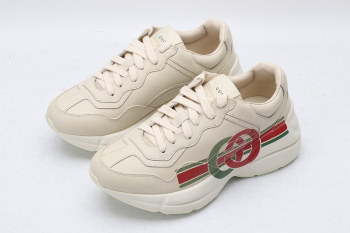 G*u*i* trainer sneaker7