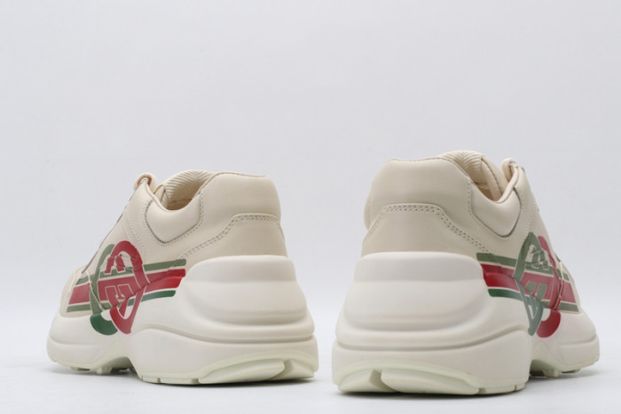 G*u*i* trainer sneaker7