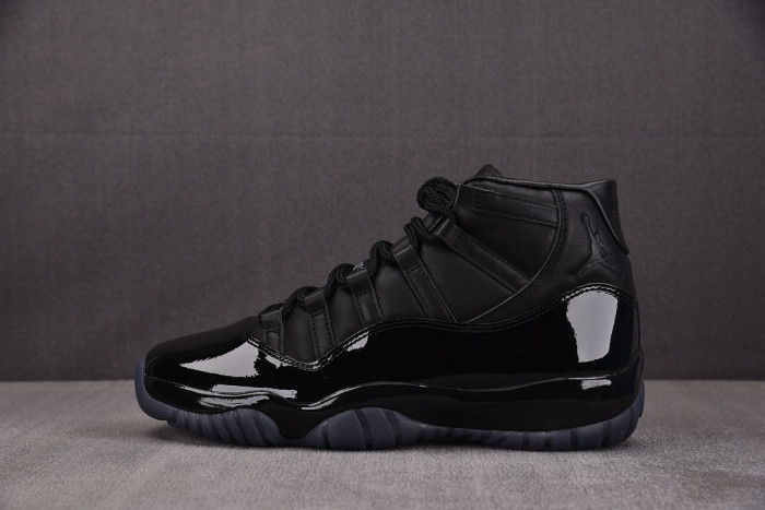 Comme des Garcons Homme Plus Air Jordan 11 IV7639-001