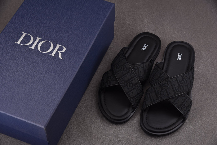 Dio*r sandal 50